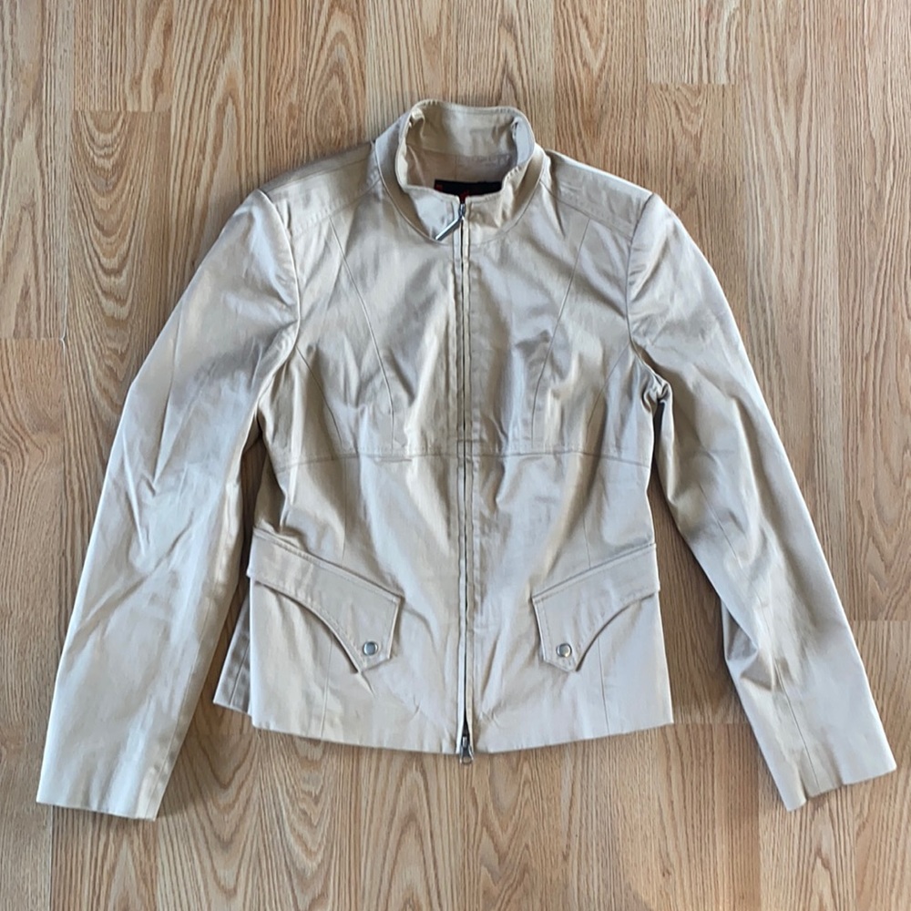 Stretch beige jacket